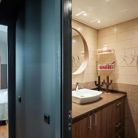 En Boutique Tamarit Apartmán *