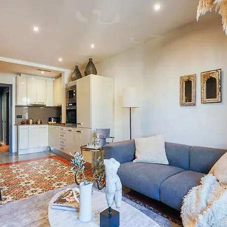 Appartement En Boutique Tamarit